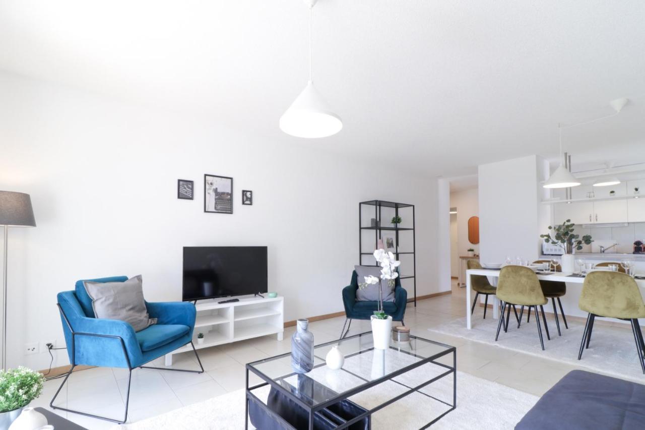 Nice Apartment Ideally Located In Martigny Eksteriør billede